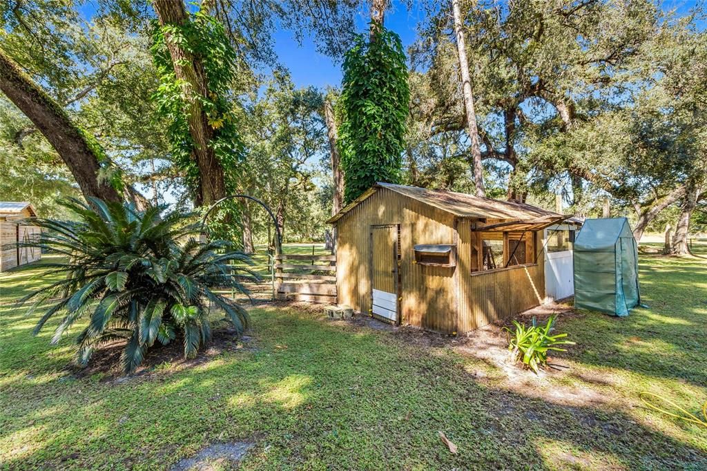 For Sale: $554,900 (3 beds, 1 baths, 1400 Square Feet)