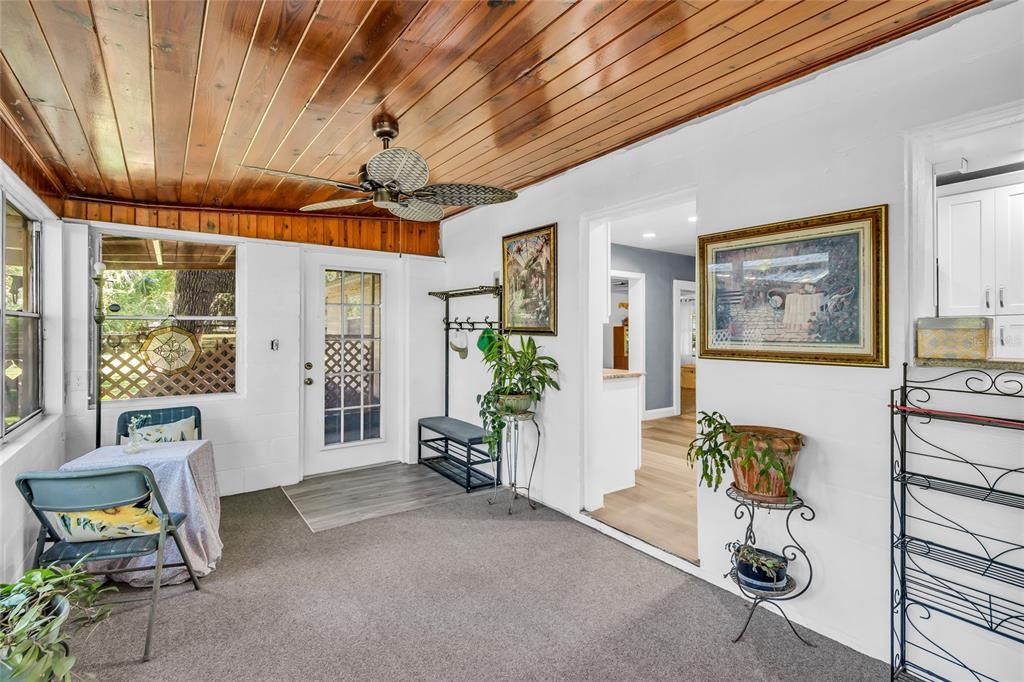 For Sale: $554,900 (3 beds, 1 baths, 1400 Square Feet)