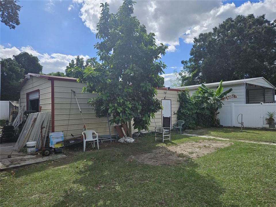 待售: $359,900 (4 贝兹, 2 浴室, 1211 平方英尺)