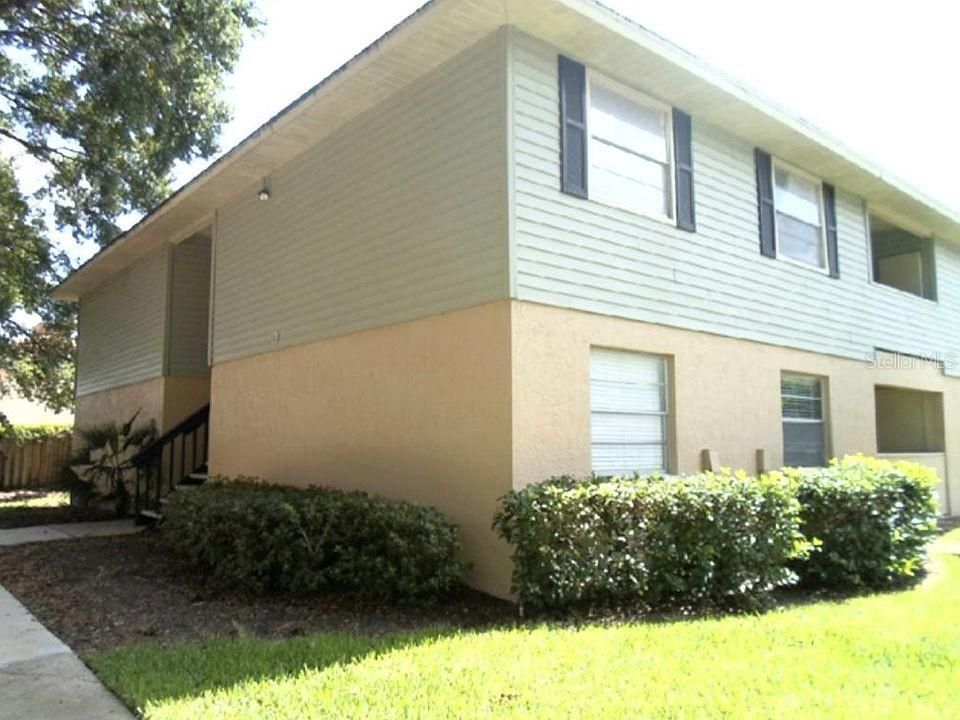 Activo con contrato: $153,000 (2 camas, 2 baños, 918 Pies cuadrados)