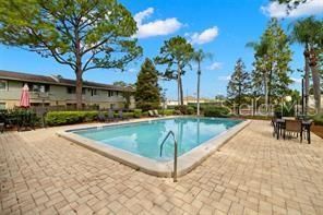 Activo con contrato: $153,000 (2 camas, 2 baños, 918 Pies cuadrados)