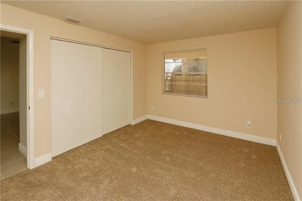 Activo con contrato: $153,000 (2 camas, 2 baños, 918 Pies cuadrados)