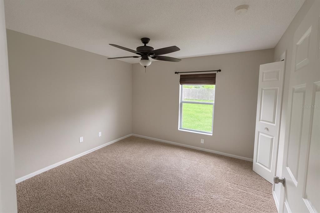 For Rent: $1,950 (3 beds, 2 baths, 2039 Square Feet)