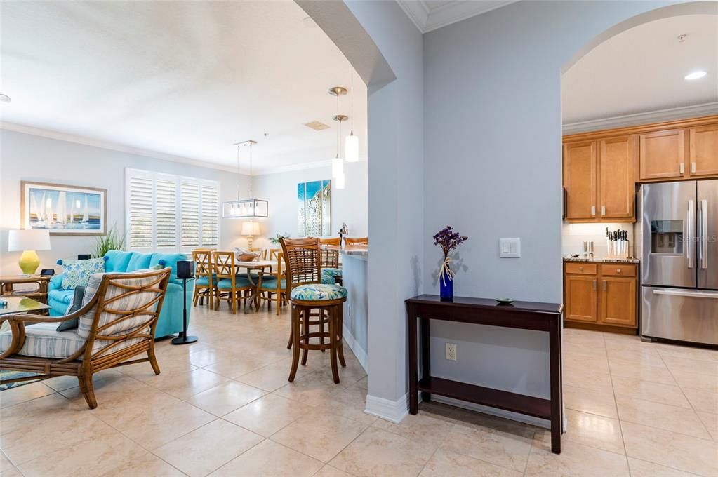 En Venta: $1,250,000 (3 camas, 3 baños, 2873 Pies cuadrados)