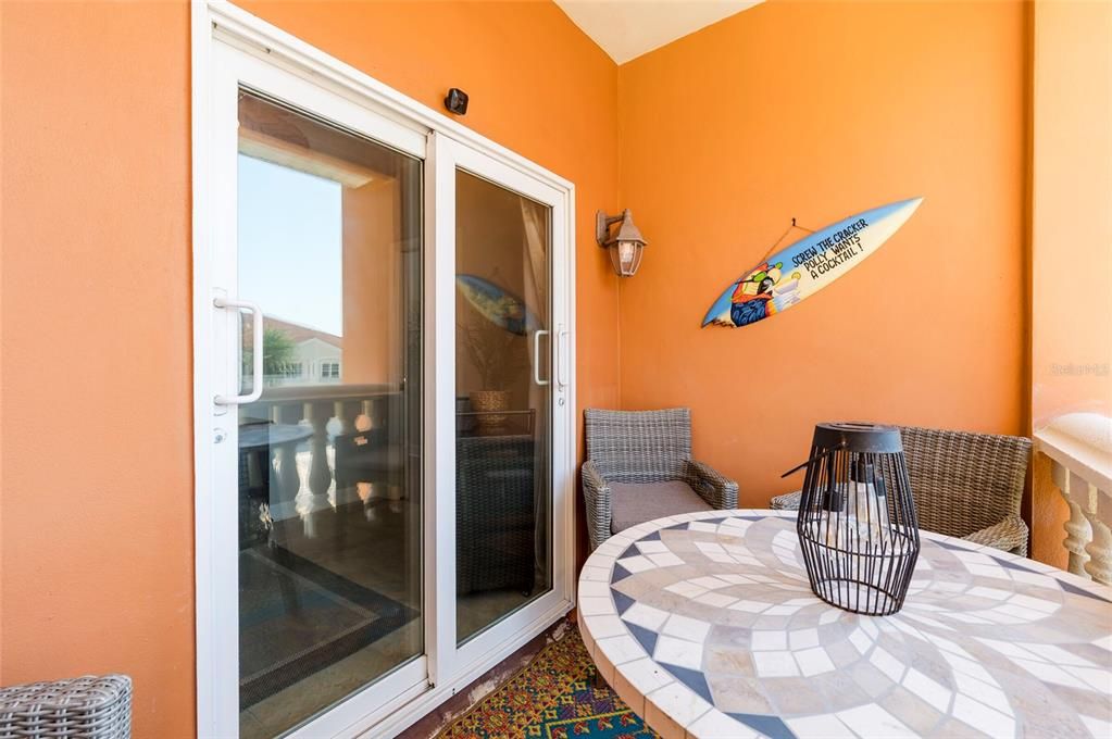 En Venta: $1,250,000 (3 camas, 3 baños, 2873 Pies cuadrados)