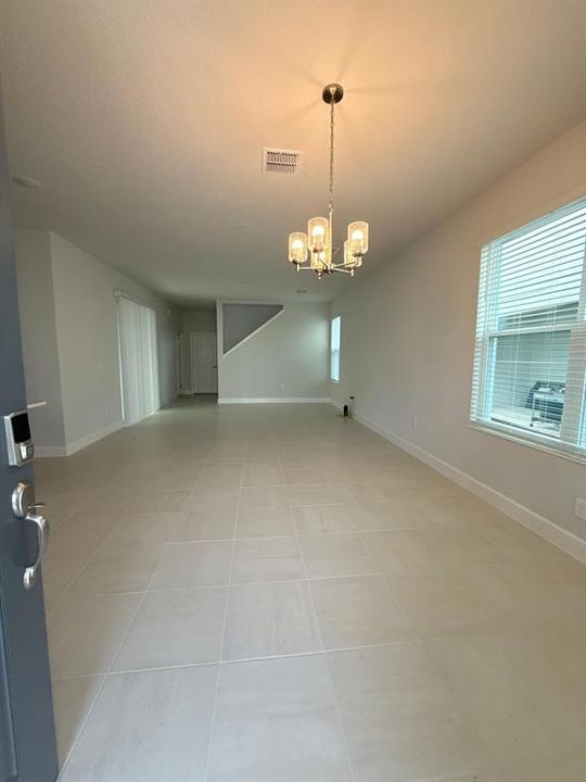 For Rent: $2,850 (4 beds, 2 baths, 2208 Square Feet)