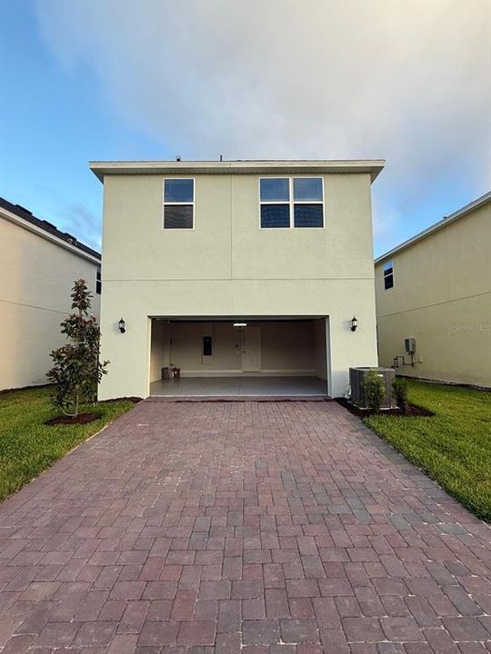 For Rent: $2,850 (4 beds, 2 baths, 2208 Square Feet)