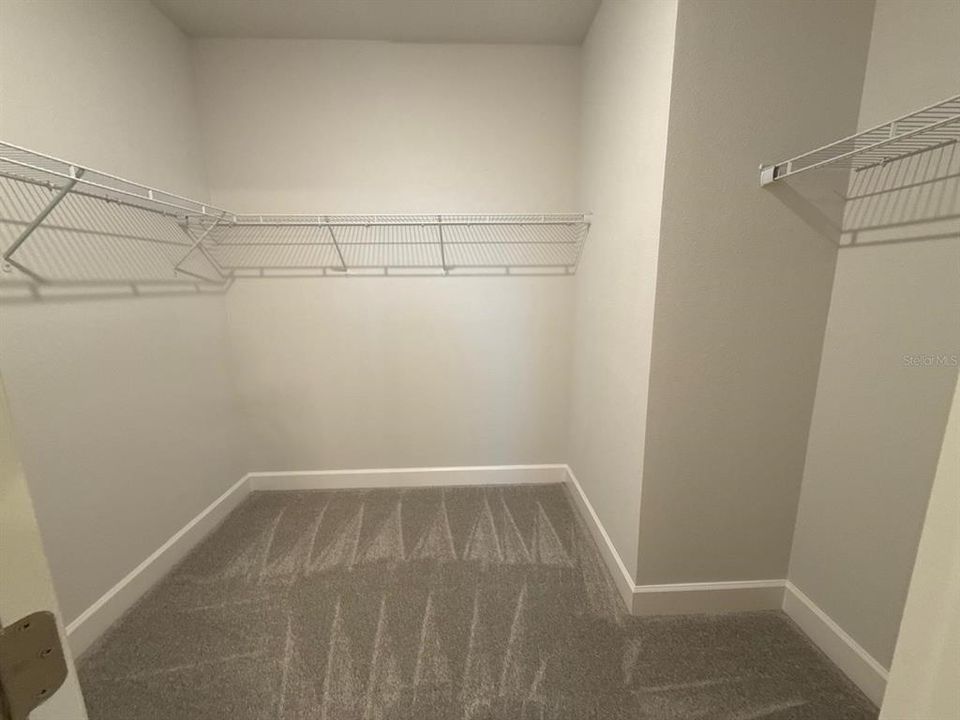 For Rent: $2,850 (4 beds, 2 baths, 2208 Square Feet)