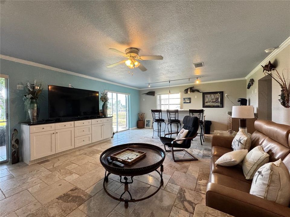 En Renta: $3,000 (2 camas, 3 baños, 1728 Pies cuadrados)