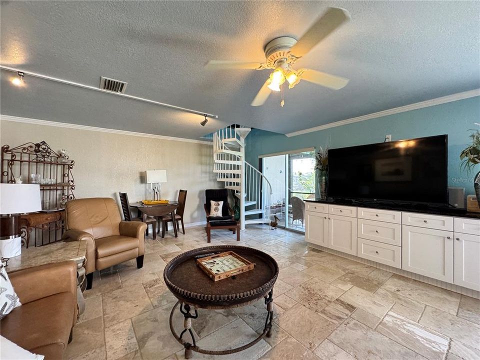 En Renta: $3,000 (2 camas, 3 baños, 1728 Pies cuadrados)