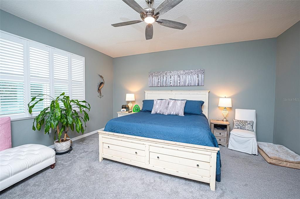 For Sale: $477,700 (3 beds, 2 baths, 2034 Square Feet)