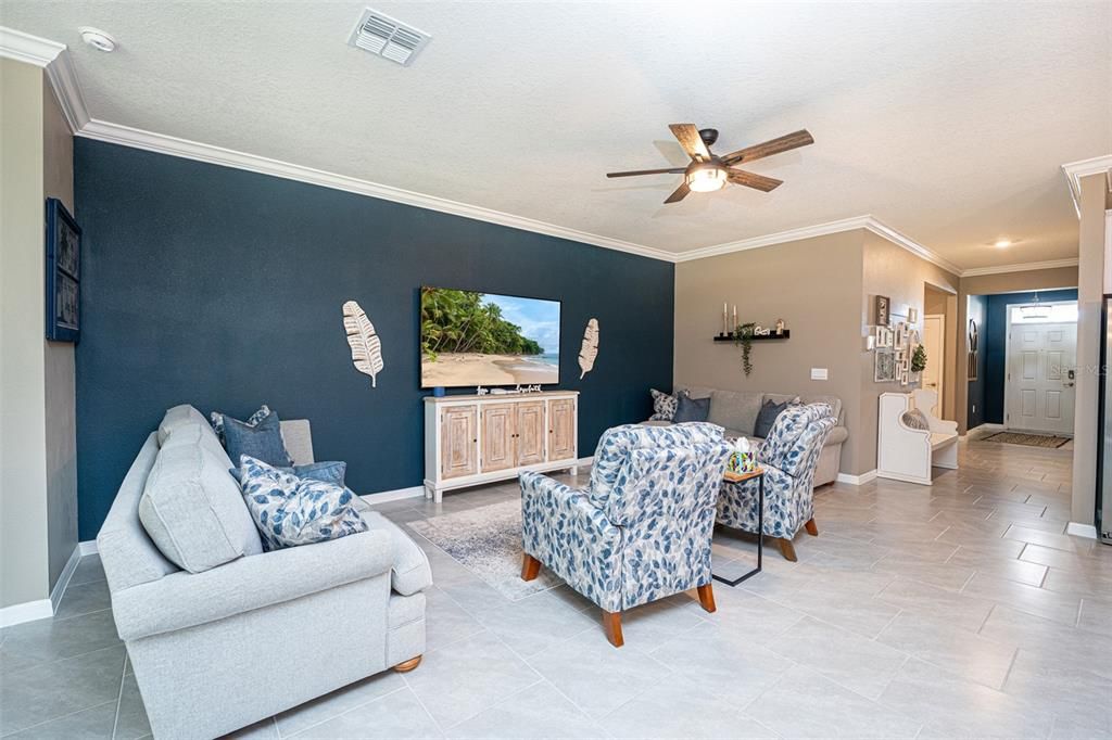 For Sale: $477,700 (3 beds, 2 baths, 2034 Square Feet)