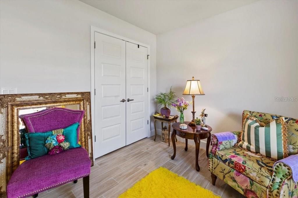 For Sale: $599,999 (4 beds, 2 baths, 1762 Square Feet)