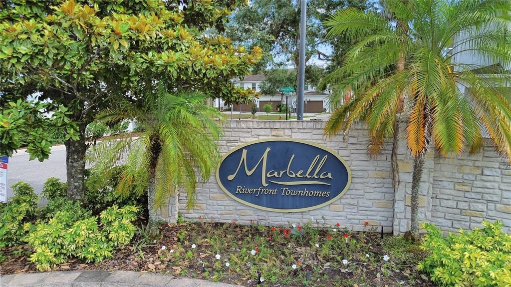 En Venta: $309,000 (3 camas, 2 baños, 1897 Pies cuadrados)