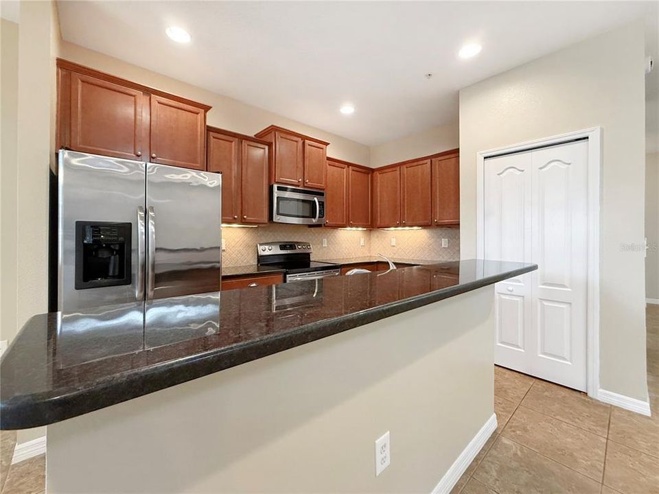 En Venta: $309,000 (3 camas, 2 baños, 1897 Pies cuadrados)