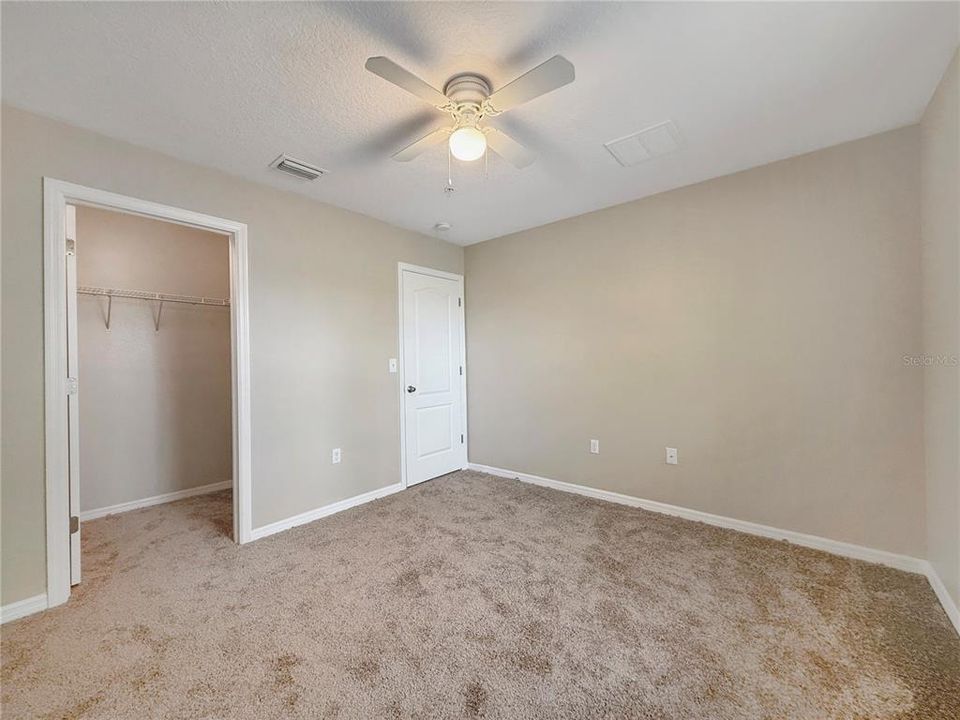 En Venta: $309,000 (3 camas, 2 baños, 1897 Pies cuadrados)