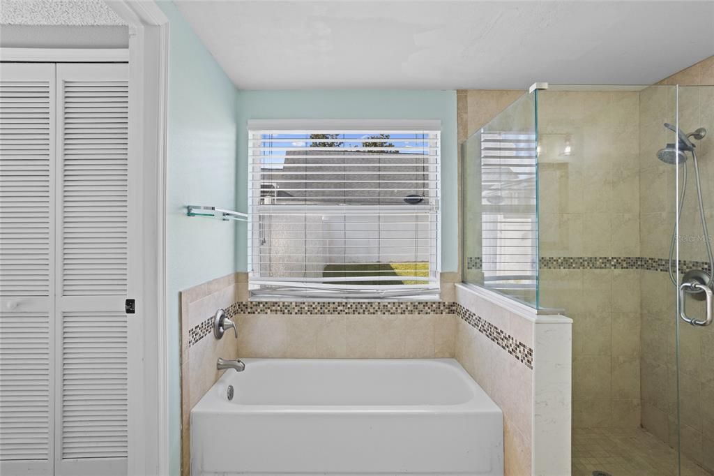 Active With Contract: $399,990 (4 beds, 2 baths, 1910 Square Feet)