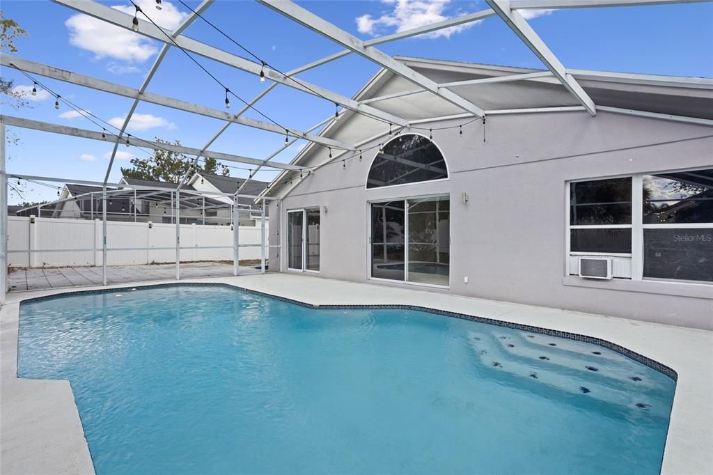 Active With Contract: $399,990 (4 beds, 2 baths, 1910 Square Feet)