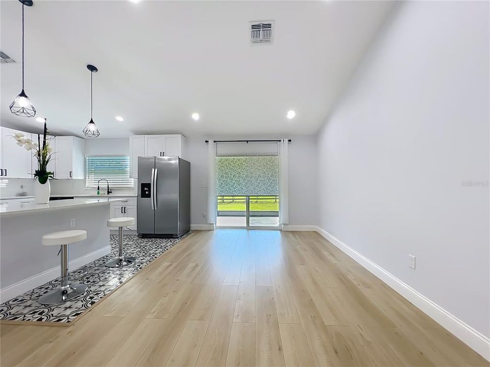 For Sale: $295,000 (3 beds, 2 baths, 1475 Square Feet)