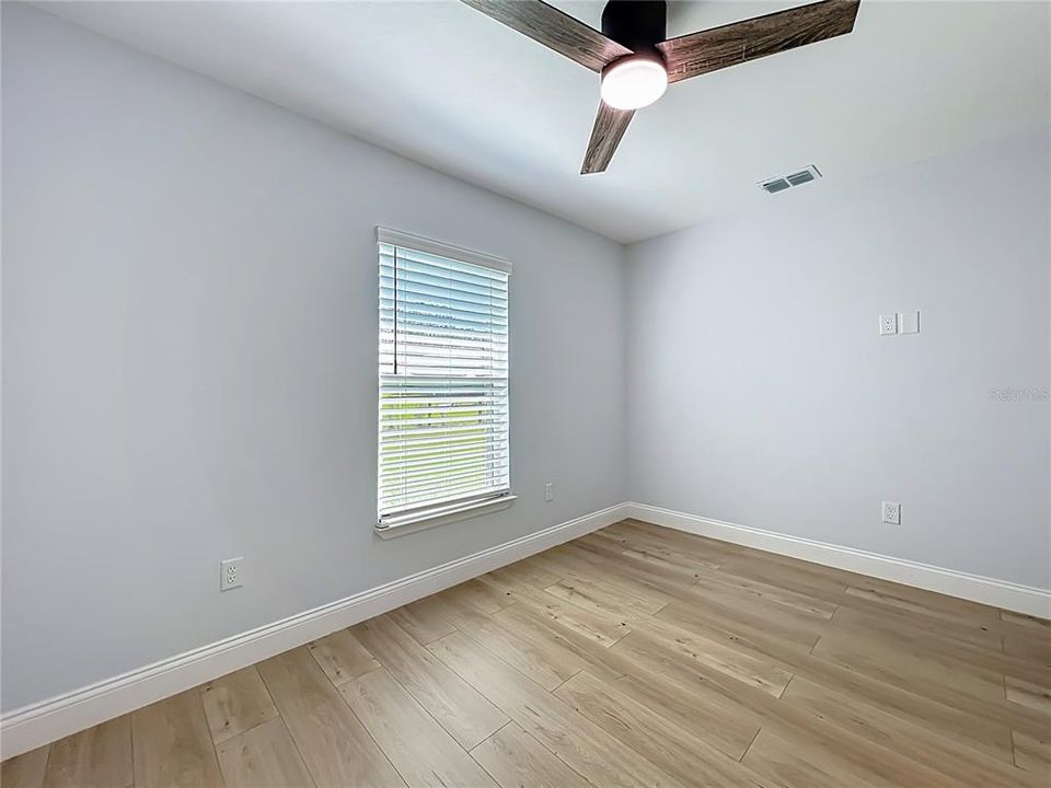 For Sale: $295,000 (3 beds, 2 baths, 1475 Square Feet)