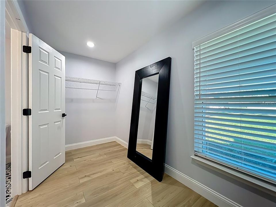 For Sale: $295,000 (3 beds, 2 baths, 1475 Square Feet)