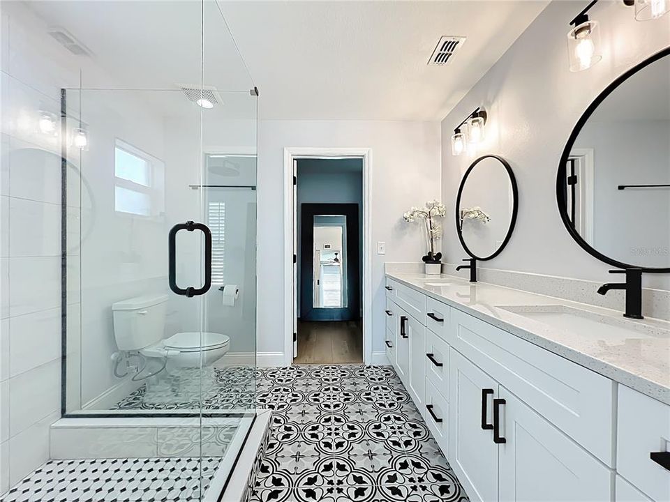 For Sale: $295,000 (3 beds, 2 baths, 1475 Square Feet)