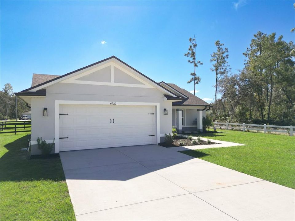 For Sale: $295,000 (3 beds, 2 baths, 1475 Square Feet)