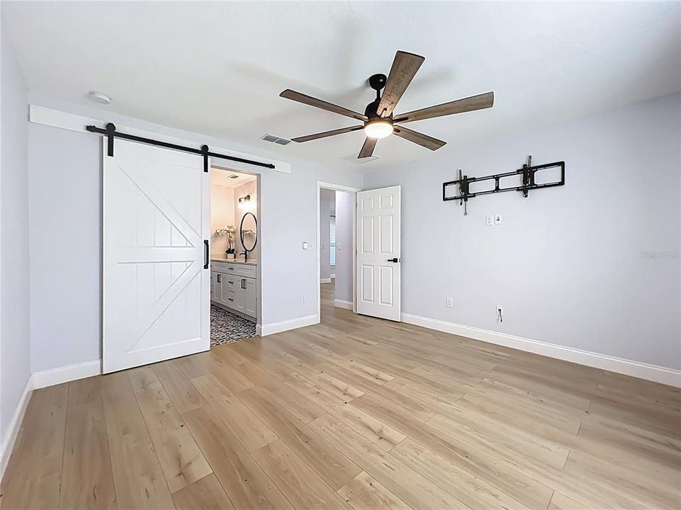 For Sale: $295,000 (3 beds, 2 baths, 1475 Square Feet)