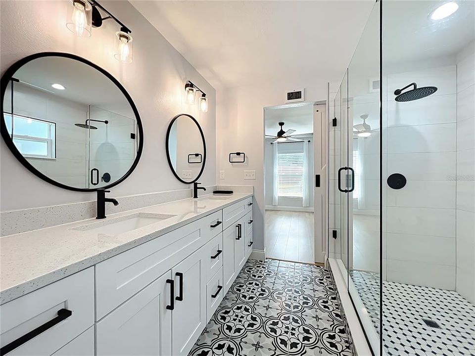 For Sale: $295,000 (3 beds, 2 baths, 1475 Square Feet)