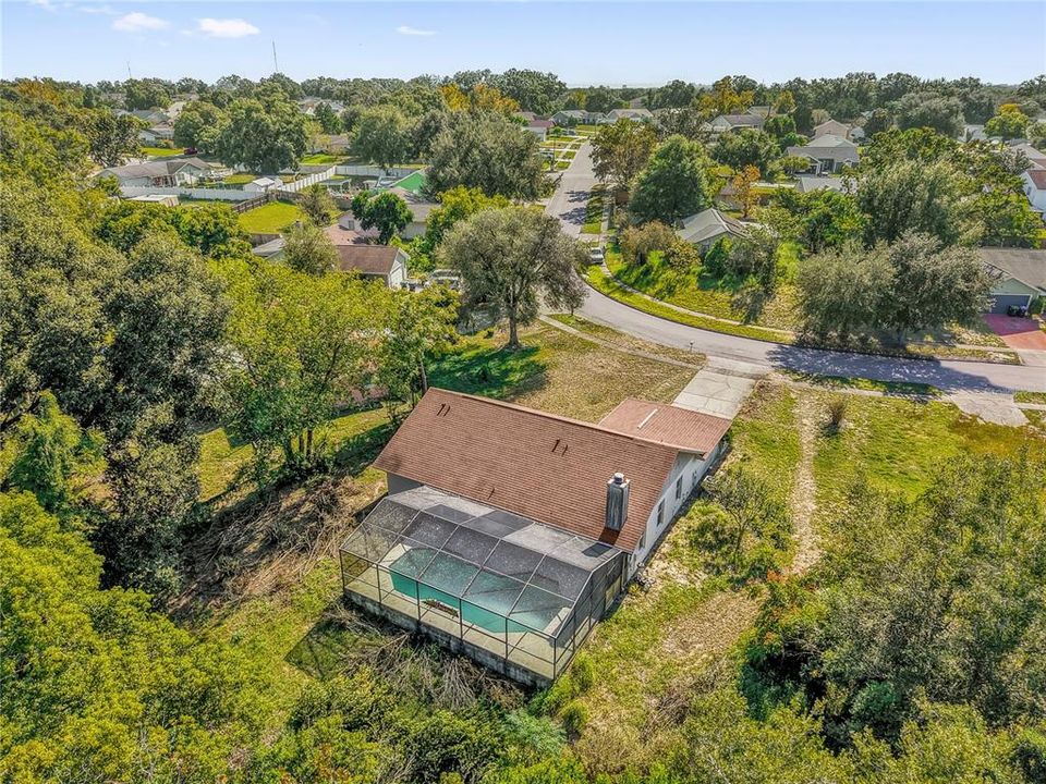 合同活跃: $2,500 (3 贝兹, 2 浴室, 1582 平方英尺)