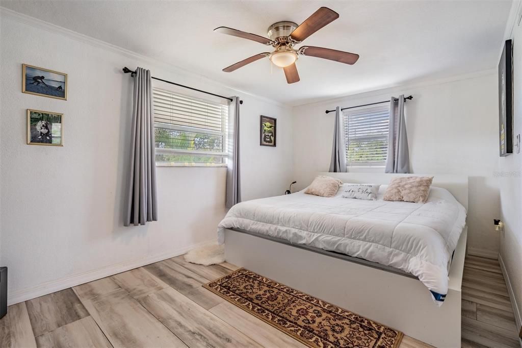 For Sale: $384,000 (3 beds, 2 baths, 1272 Square Feet)