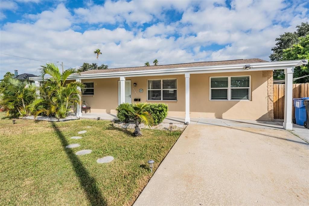 For Sale: $384,000 (3 beds, 2 baths, 1272 Square Feet)