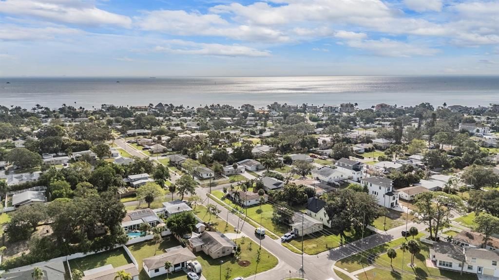 For Sale: $384,000 (3 beds, 2 baths, 1272 Square Feet)