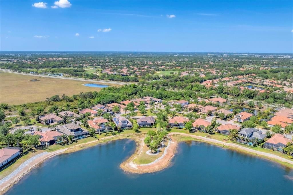 For Rent: $6,500 (3 beds, 3 baths, 2489 Square Feet)