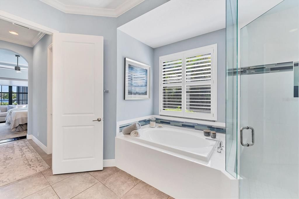 For Rent: $6,500 (3 beds, 3 baths, 2489 Square Feet)