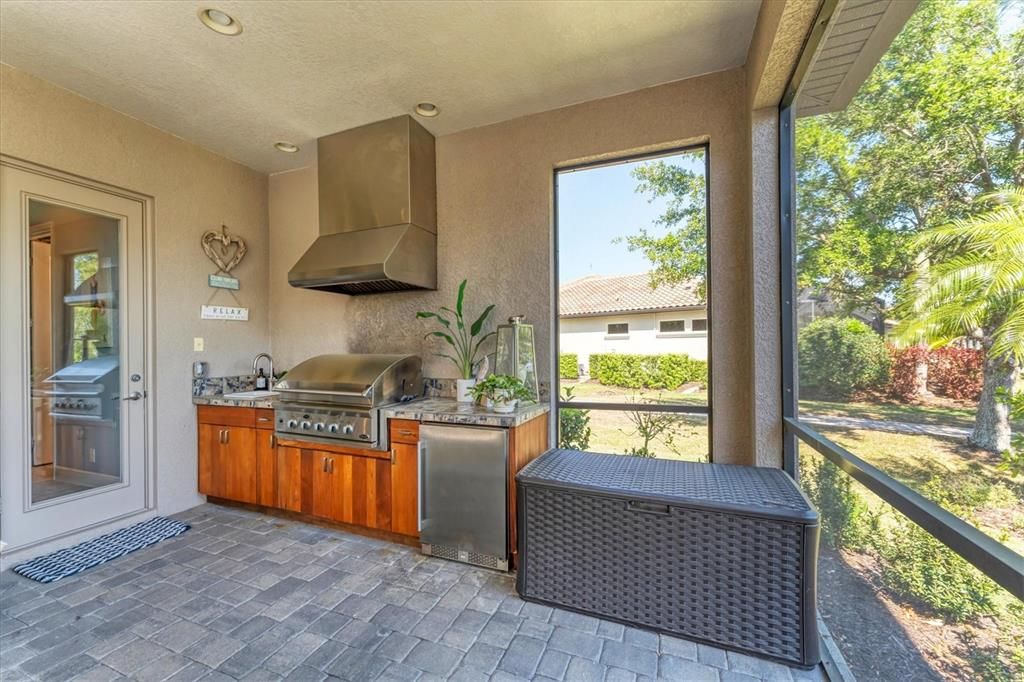 For Rent: $6,500 (3 beds, 3 baths, 2489 Square Feet)