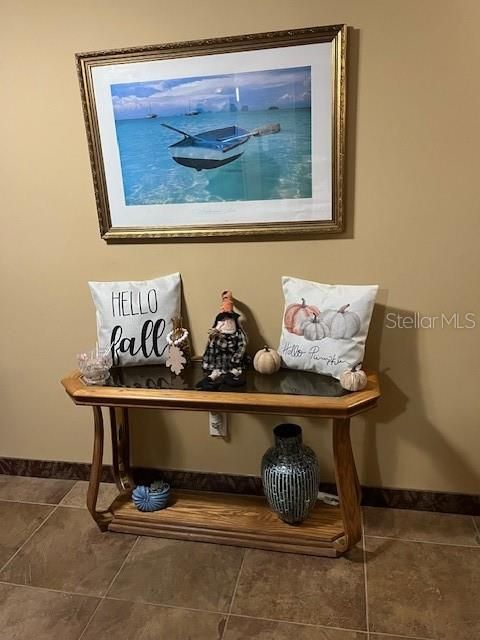 For Rent: $4,350 (2 beds, 2 baths, 1295 Square Feet)