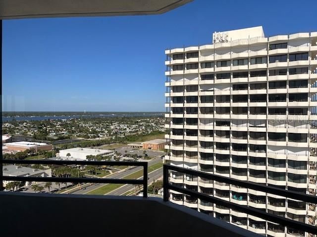 For Rent: $4,350 (2 beds, 2 baths, 1295 Square Feet)