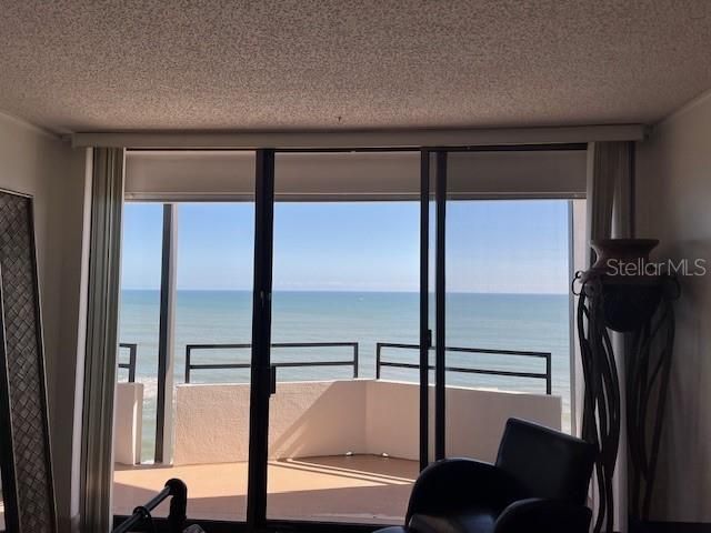 For Rent: $4,350 (2 beds, 2 baths, 1295 Square Feet)