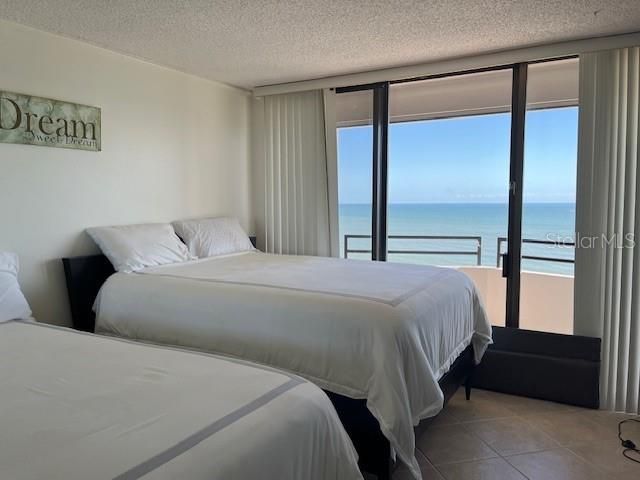 For Rent: $4,350 (2 beds, 2 baths, 1295 Square Feet)