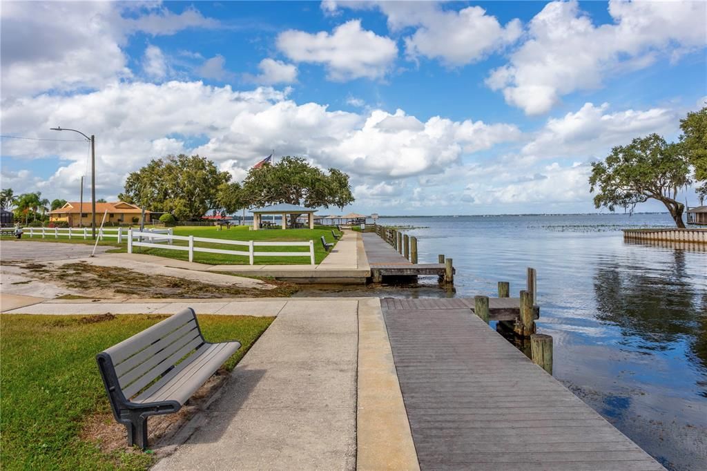 En Venta: $310,000 (3 camas, 2 baños, 1847 Pies cuadrados)