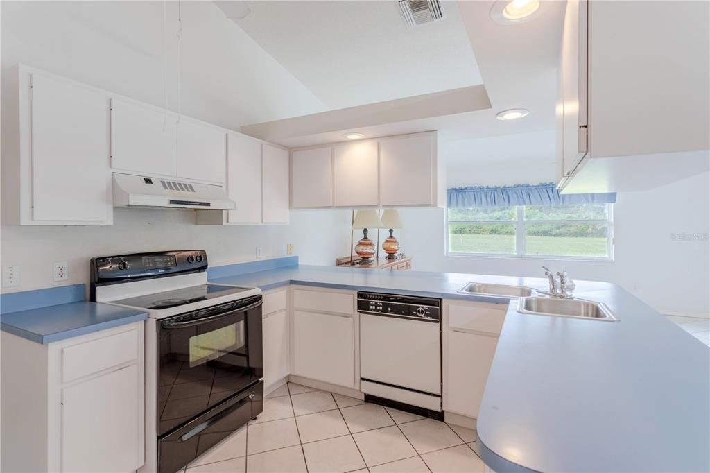 En Venta: $310,000 (3 camas, 2 baños, 1847 Pies cuadrados)