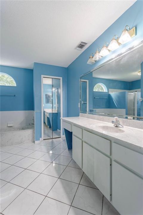 En Venta: $310,000 (3 camas, 2 baños, 1847 Pies cuadrados)