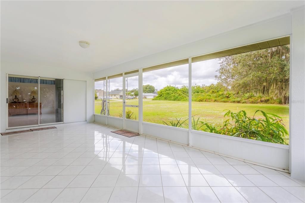 En Venta: $310,000 (3 camas, 2 baños, 1847 Pies cuadrados)