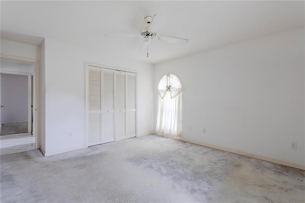 En Venta: $310,000 (3 camas, 2 baños, 1847 Pies cuadrados)