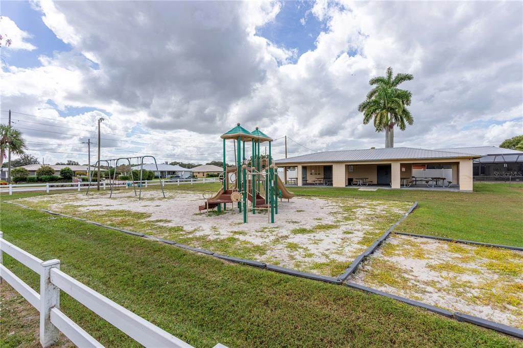 En Venta: $310,000 (3 camas, 2 baños, 1847 Pies cuadrados)