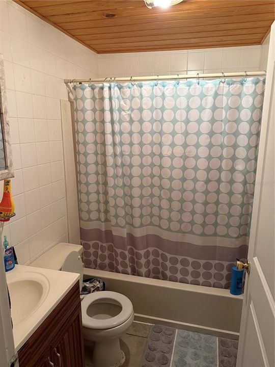 待售: $179,000 (2 贝兹, 1 浴室, 748 平方英尺)