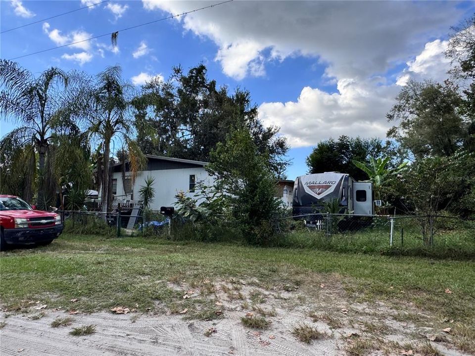 For Sale: $150,000 (3 beds, 2 baths, 1512 Square Feet)