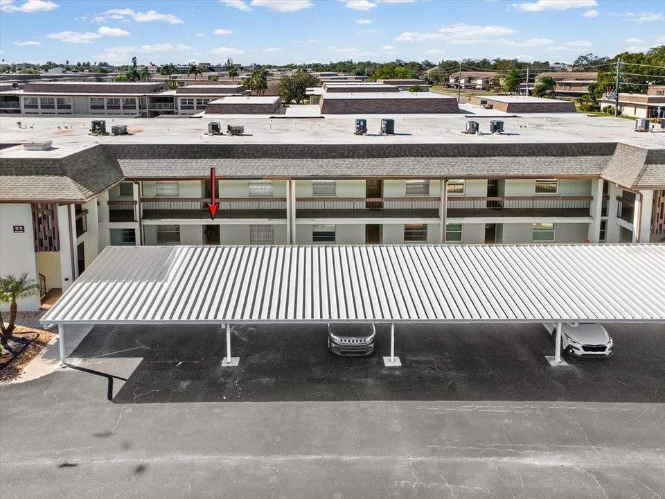 待售: $185,000 (2 贝兹, 2 浴室, 956 平方英尺)