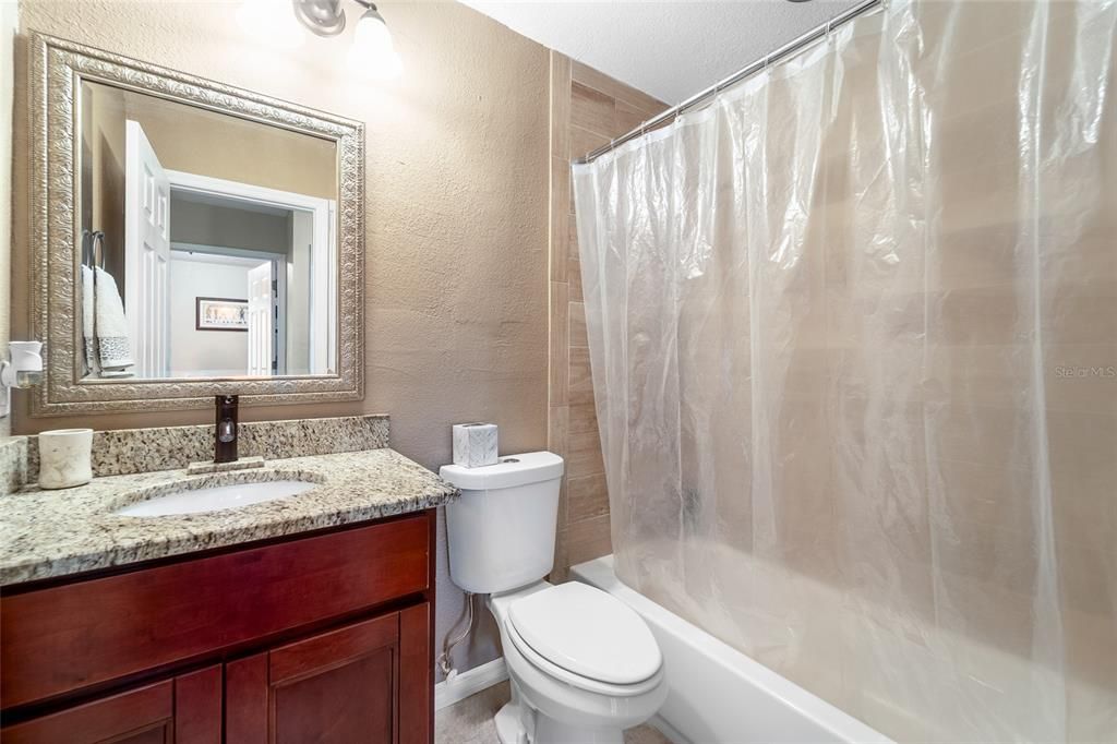 For Sale: $445,900 (3 beds, 2 baths, 1392 Square Feet)